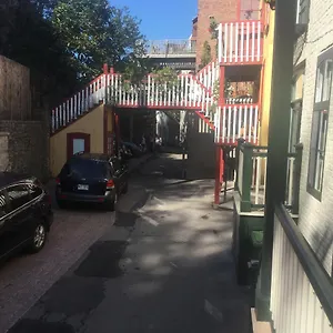 (b&b) Du Vieux-port Couette-café
