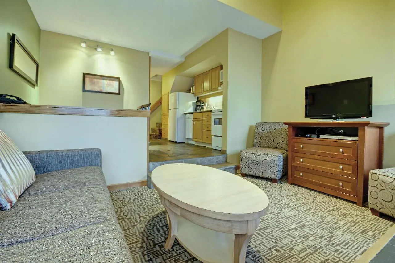 *** Resort Mountainside Lodge Whistler Canada