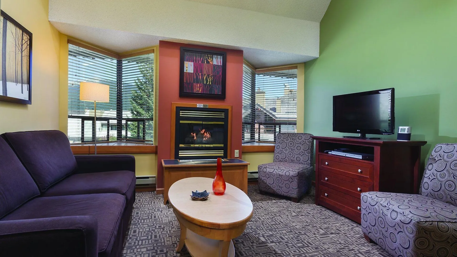 Mountainside Lodge Whistler 3*,